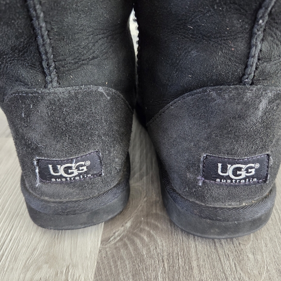 UGG Women's Black Classic Tall Suede Boots Sz. 7 - Picture 5 of 7